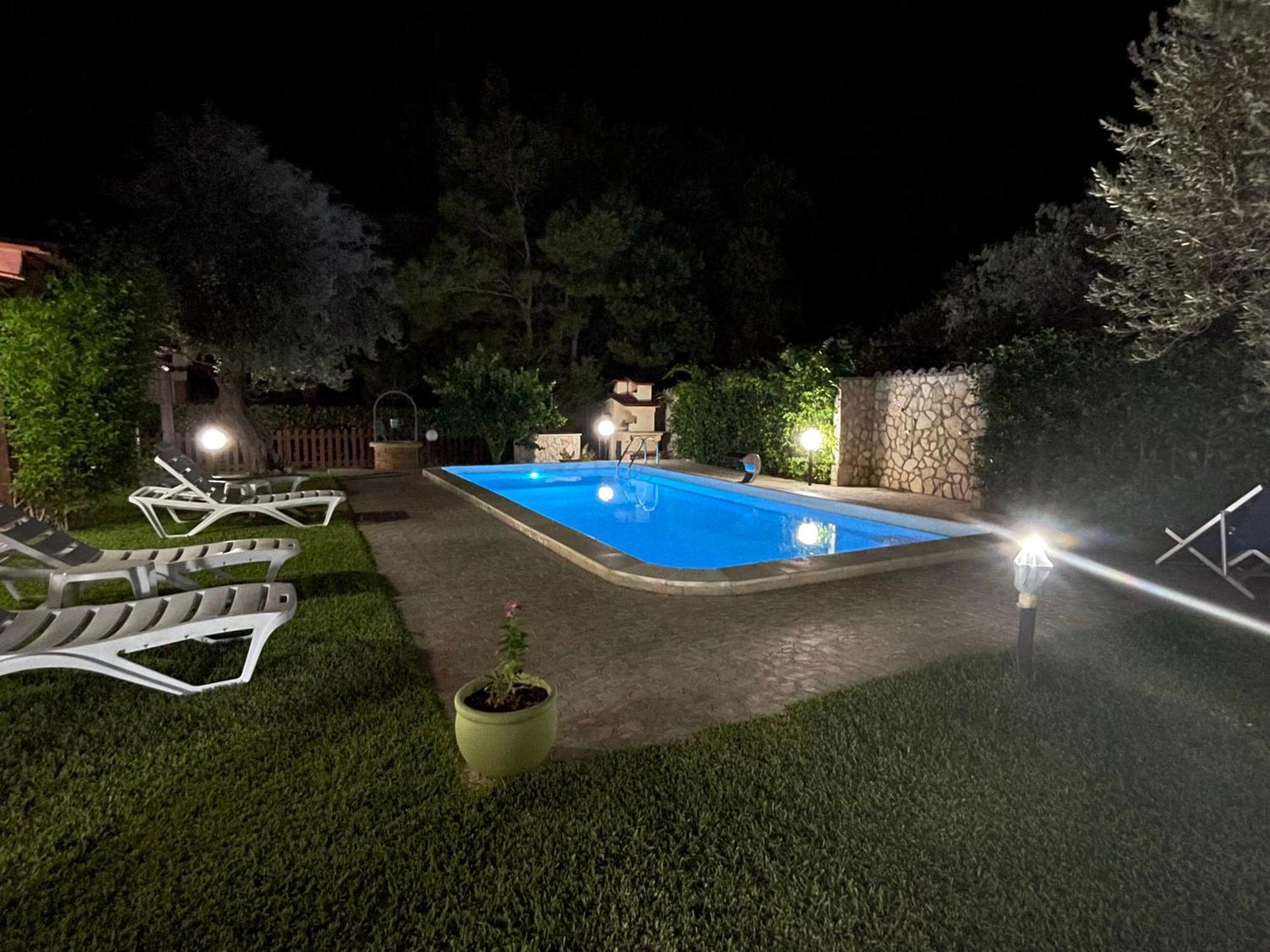 Villino Giulia Villa Altavilla Milicia Bagian luar foto
